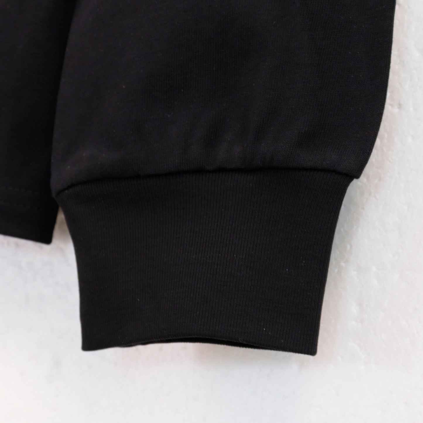 HE Studios New Sweatshirt -7006