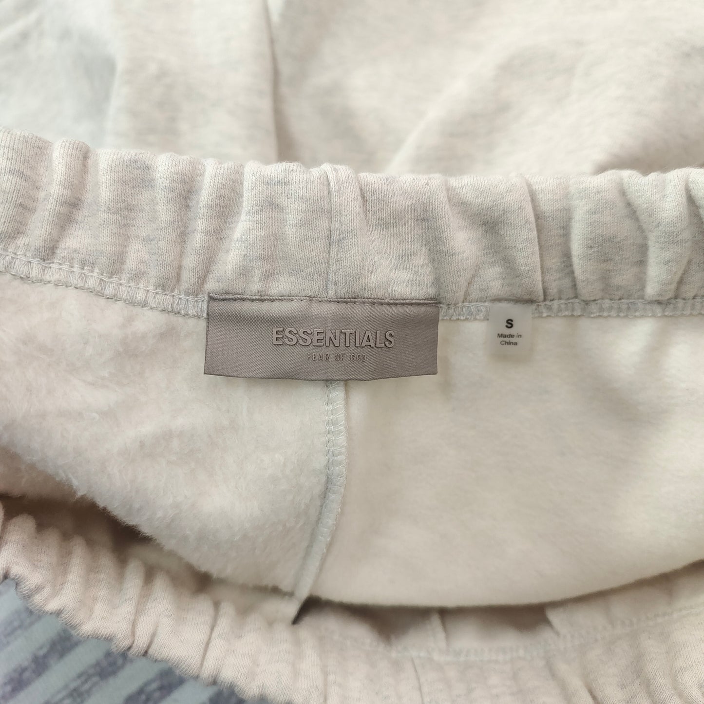 Fear of God ESSENTIALS Relaxed Sweat Shorts