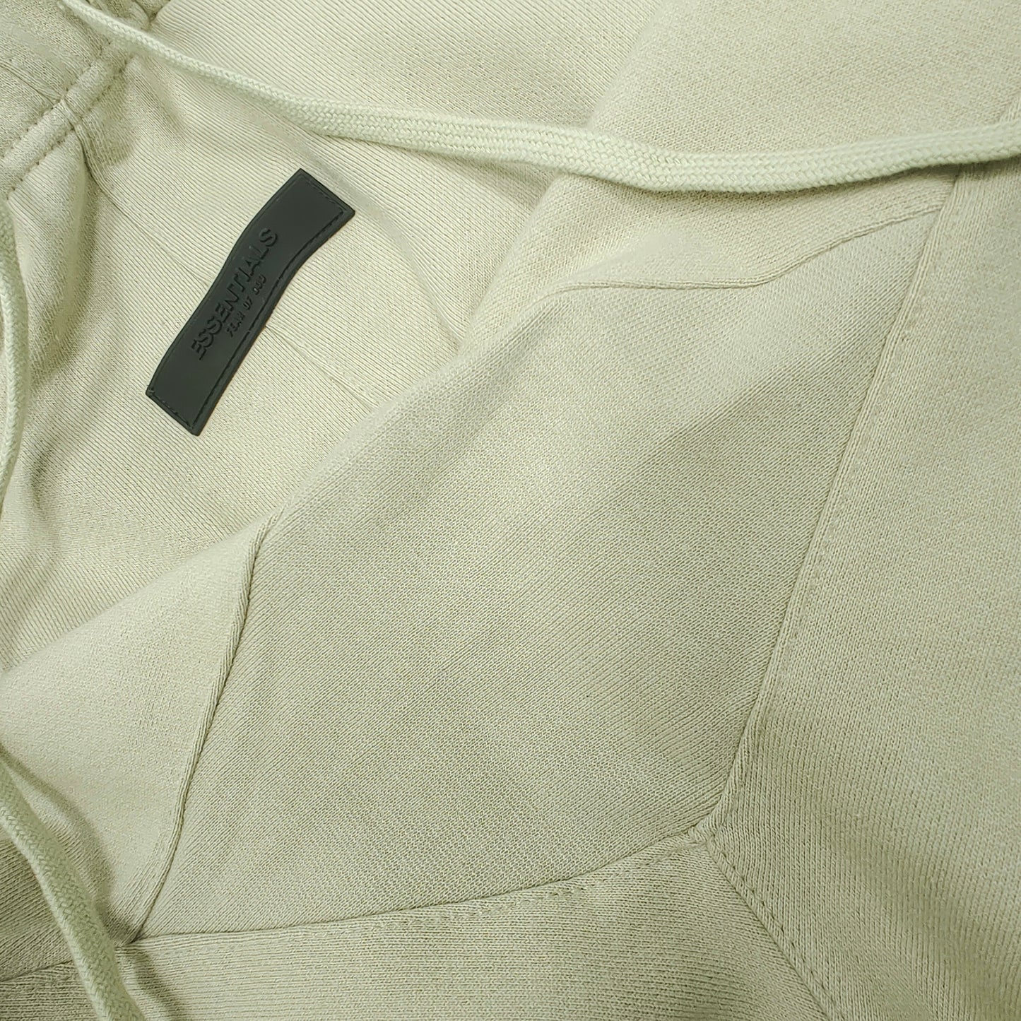 Fear of God ESSENTIALS Relaxed Sweat Shorts