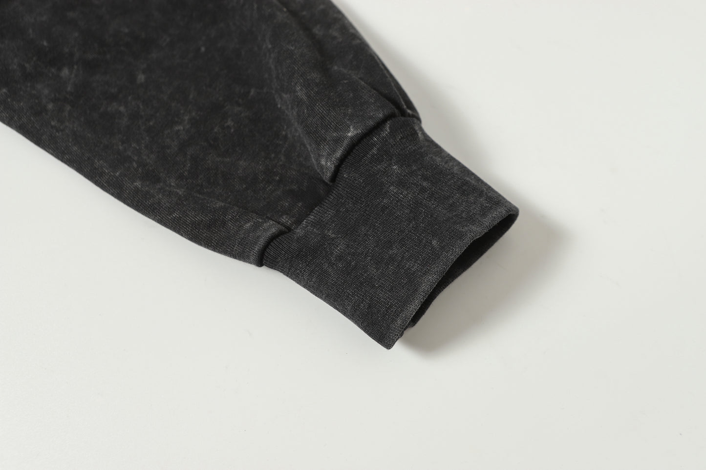 HE Studios New Sweatshirt