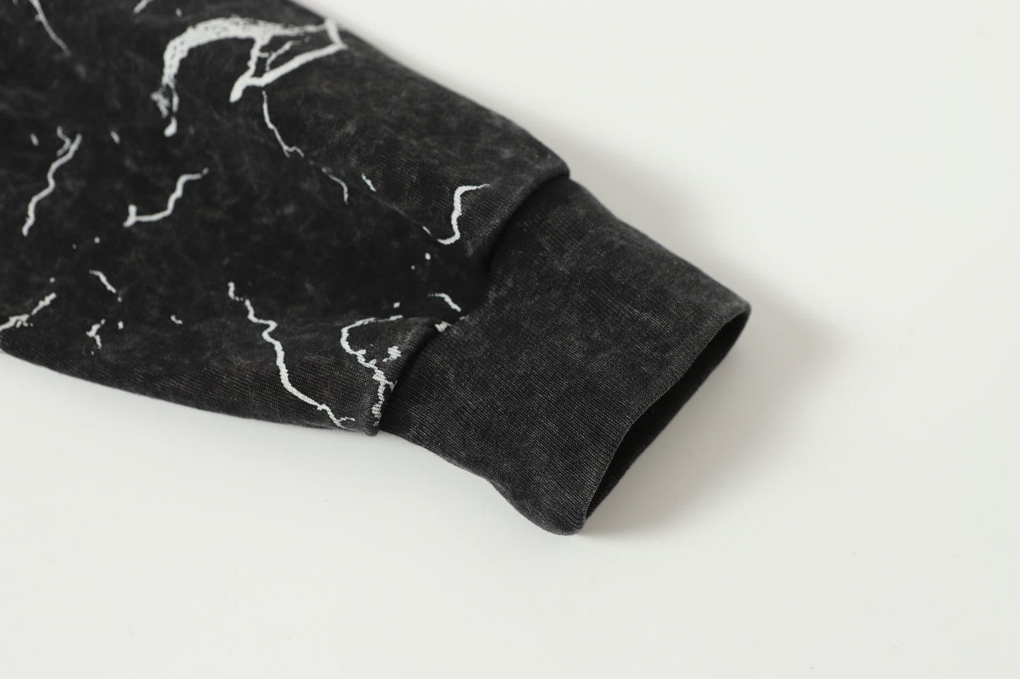 HE Studios New Sweatshirt